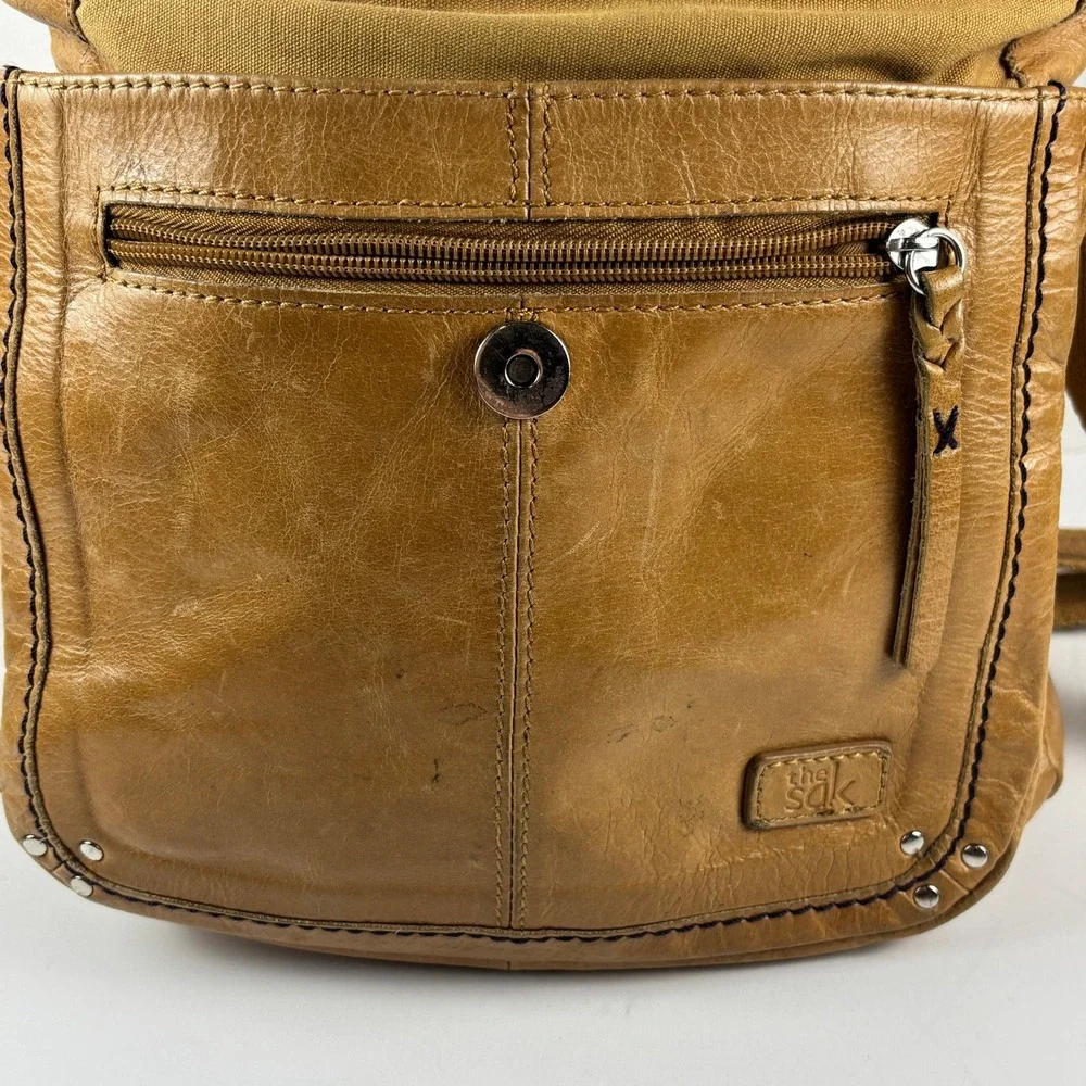 The‎ Sak Leather Backpack Women Medium Tan Brown Boho Studded Flap Bag